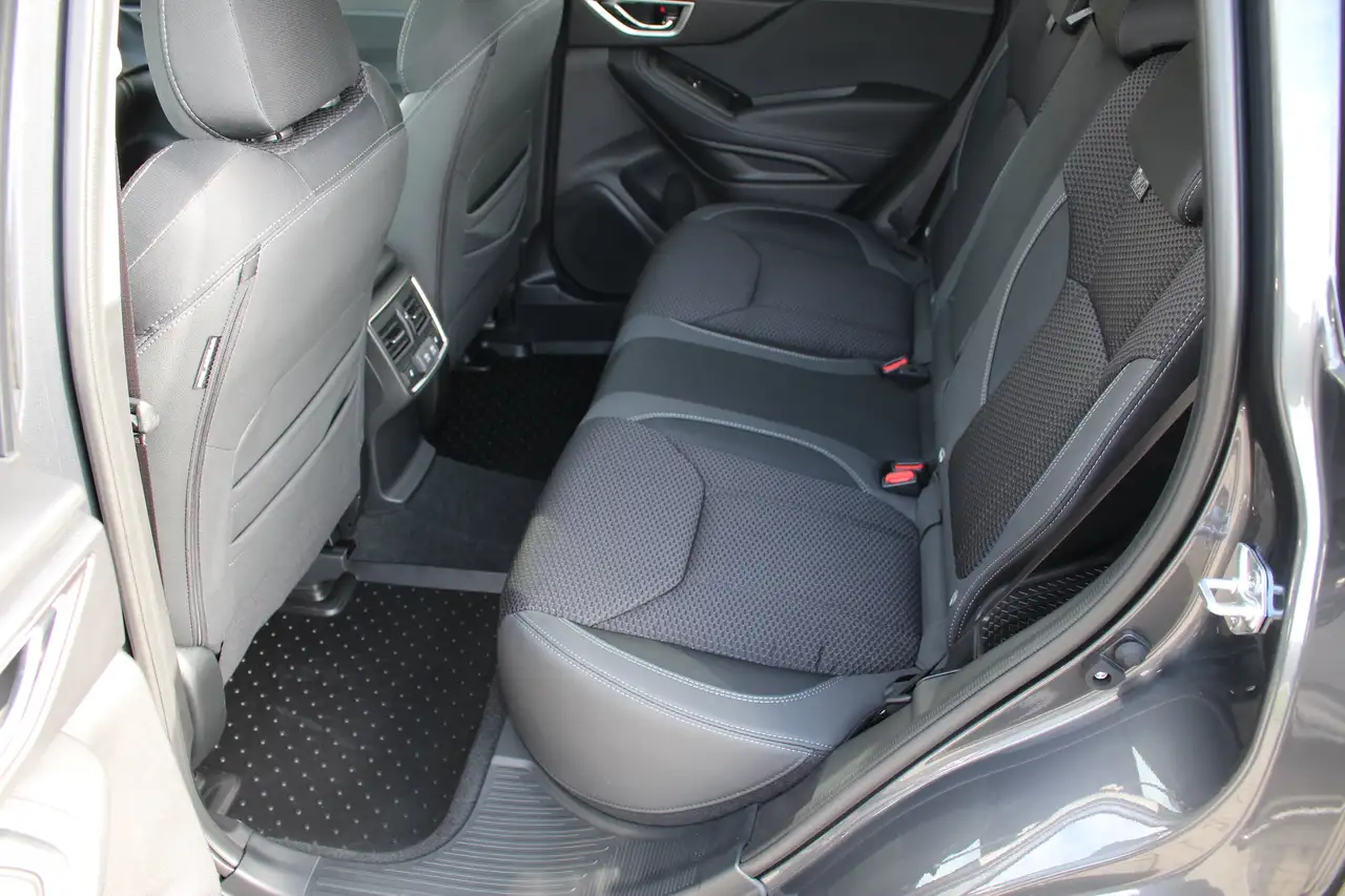 Subaru Forester 2.0ie Lineartronic Comfort AHK — معرض صور السيارة 8