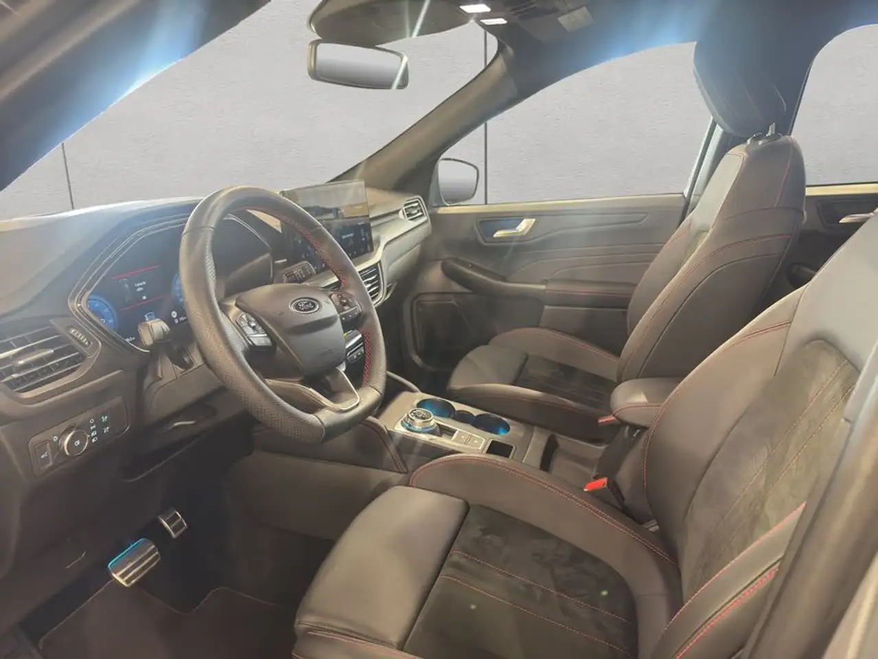Ford Kuga 2.5 Duratec FHEV ST-LINE X — Vehicle gallery 8