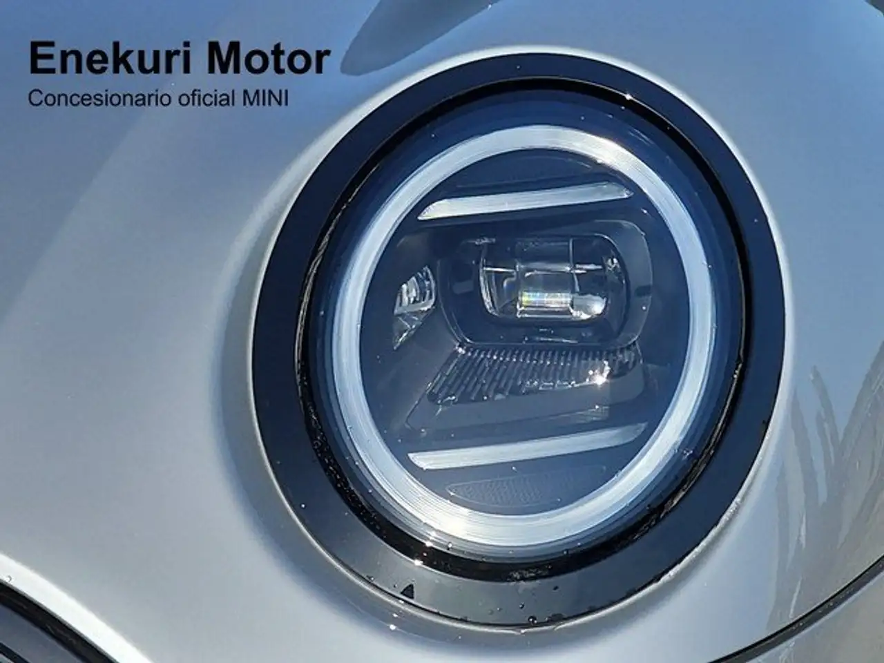 MINI Cooper 5 puertas C Essential Aut. — معرض صور السيارة 6
