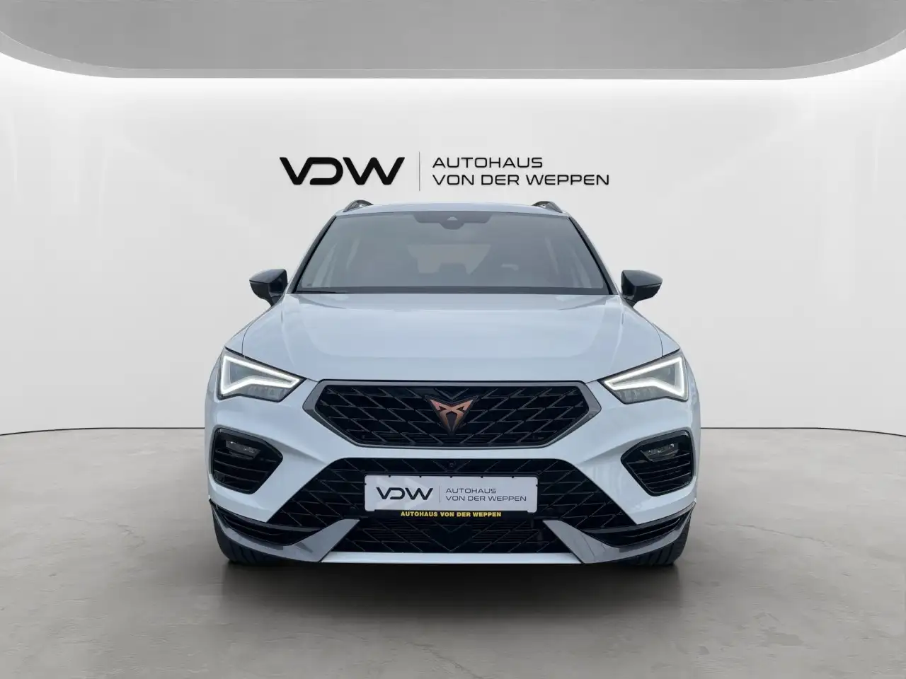 CUPRA Ateca VZ TSI DSG 4Drive 5JGar TopView eHeck SHZ — Galería del vehículo 4