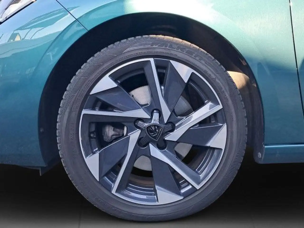 Peugeot 308 SW Allure PT 130 EAT8 / 360° Kamera / SHZ / Na — Vehicle gallery 5