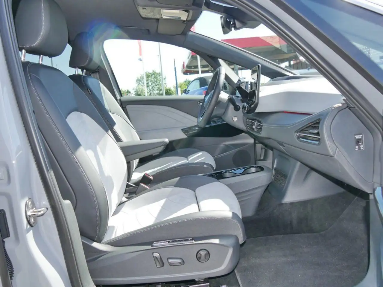 Volkswagen ID.3 Pro Move Navi HUD LED ACC PDC SHZ Kamera — Galerie du véhicule 4