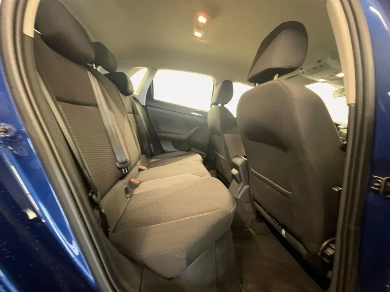 Volkswagen Polo 1.0 TSI Life DSG 70kW — Vehicle gallery 6