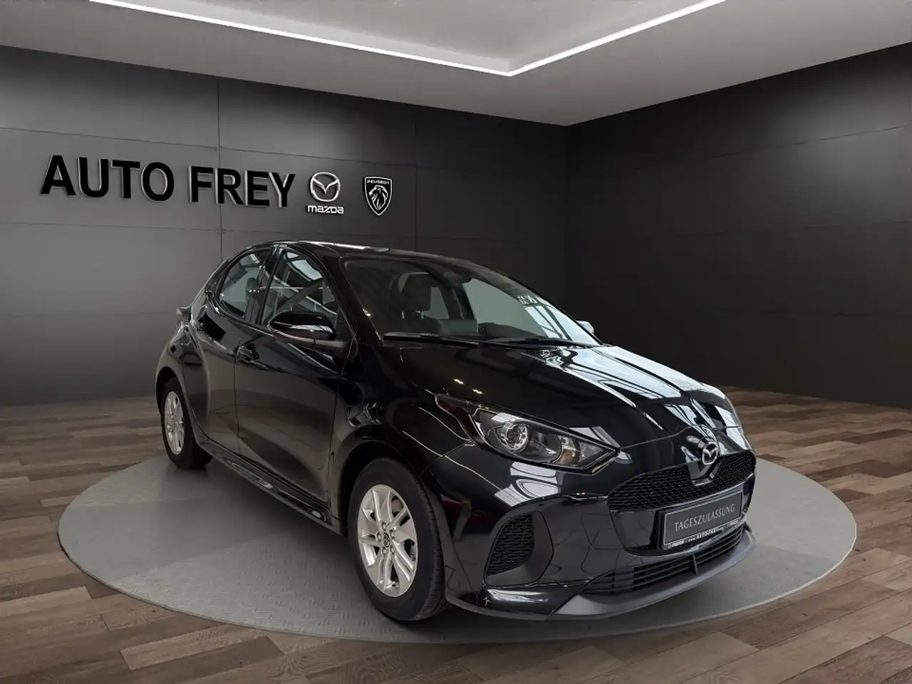 Mazda 2 Hybrid 1.5L Hybrid VVT-i Centre-Line — Untermeitingen