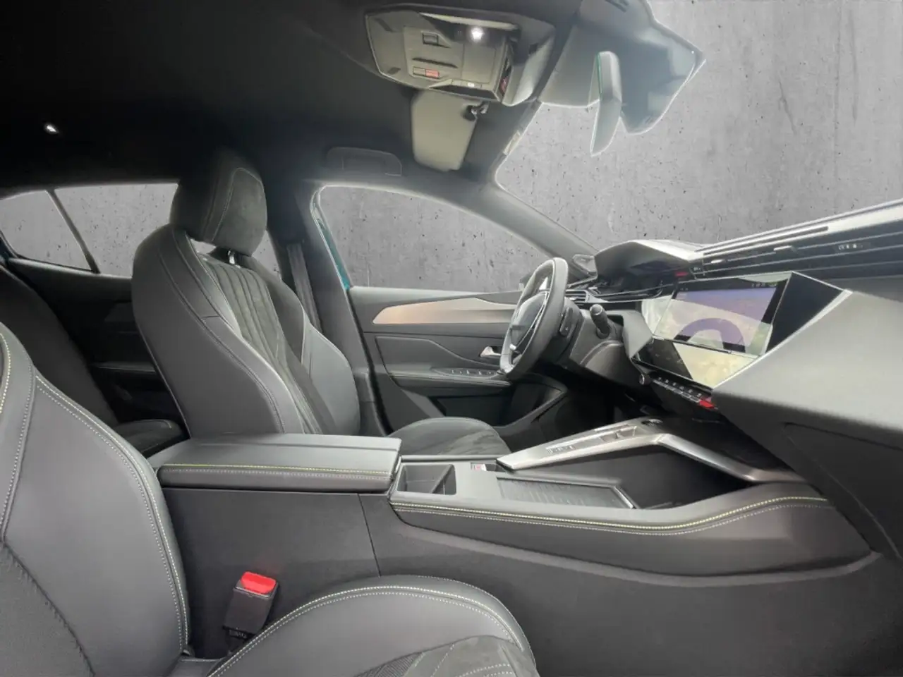 Peugeot 408 GT PT 130 EAT8 Navi LED ACC 360 Kamera Blendfreies — Vehicle gallery 13