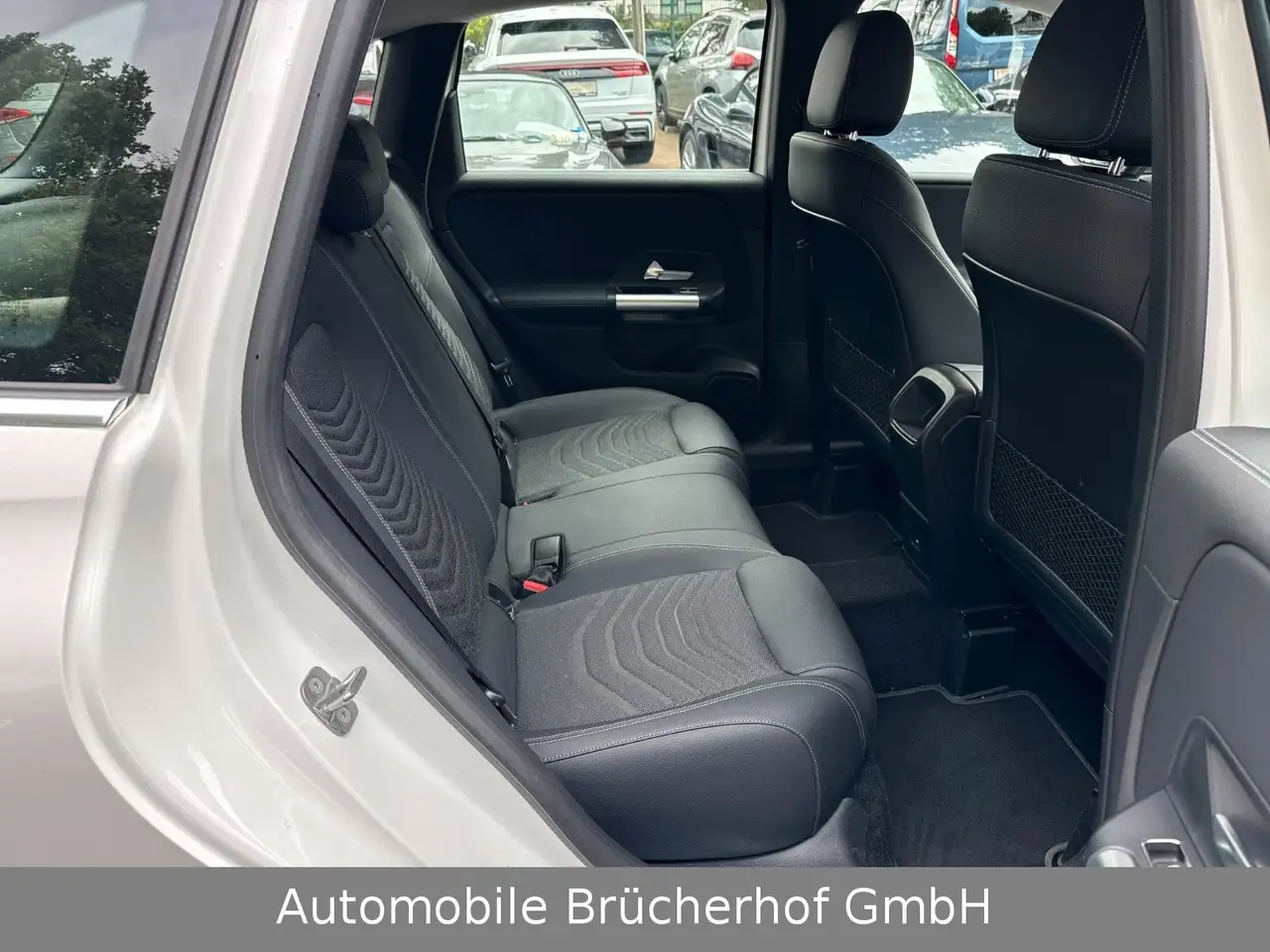 Mercedes-Benz B 200 Progressive DCT/AHK/E-Heck/Kamera/MBUX/LED — معرض صور السيارة 20