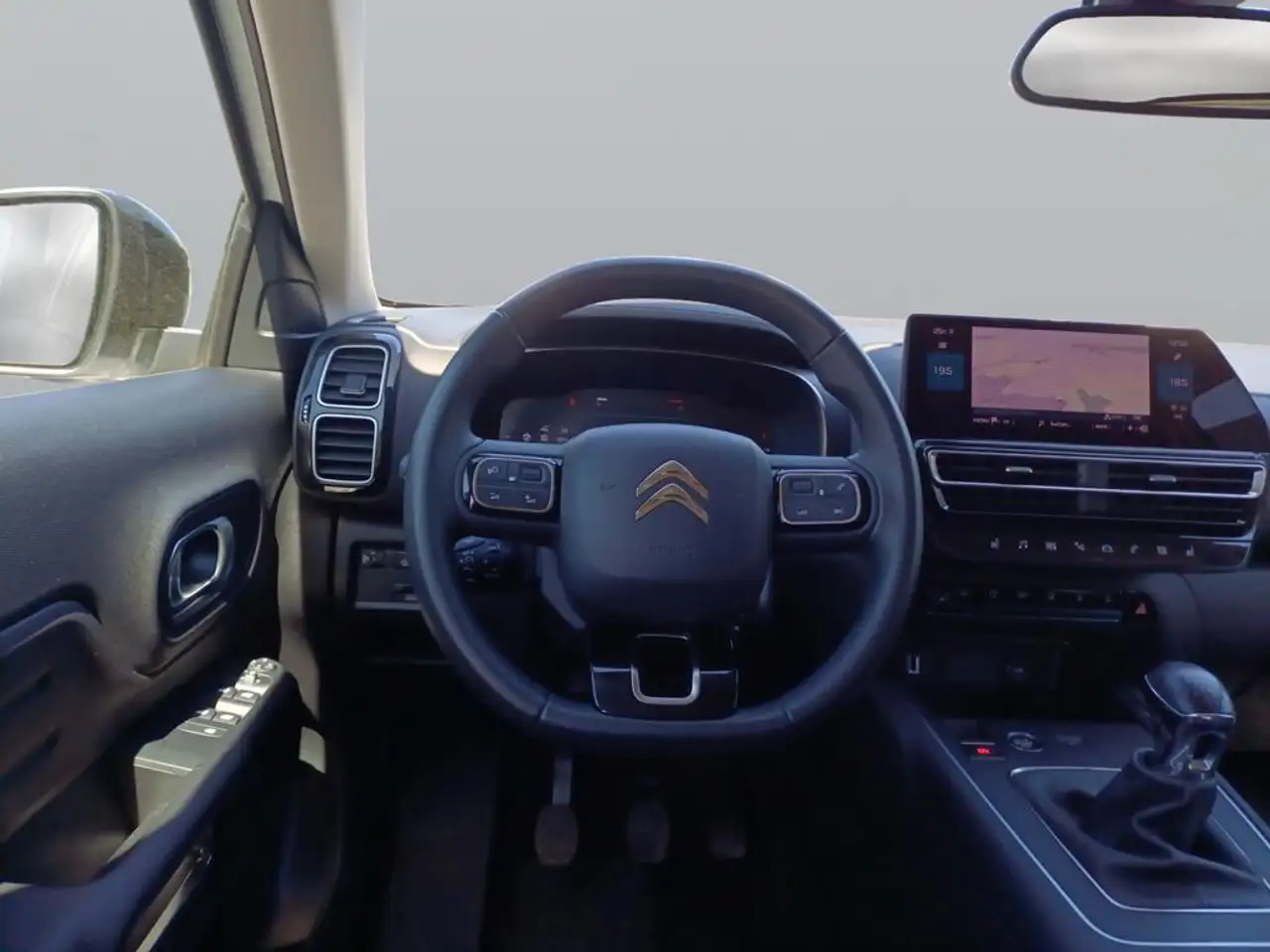 Citroen C5 Aircross PureTech 130 Plus — Galería del vehículo 13