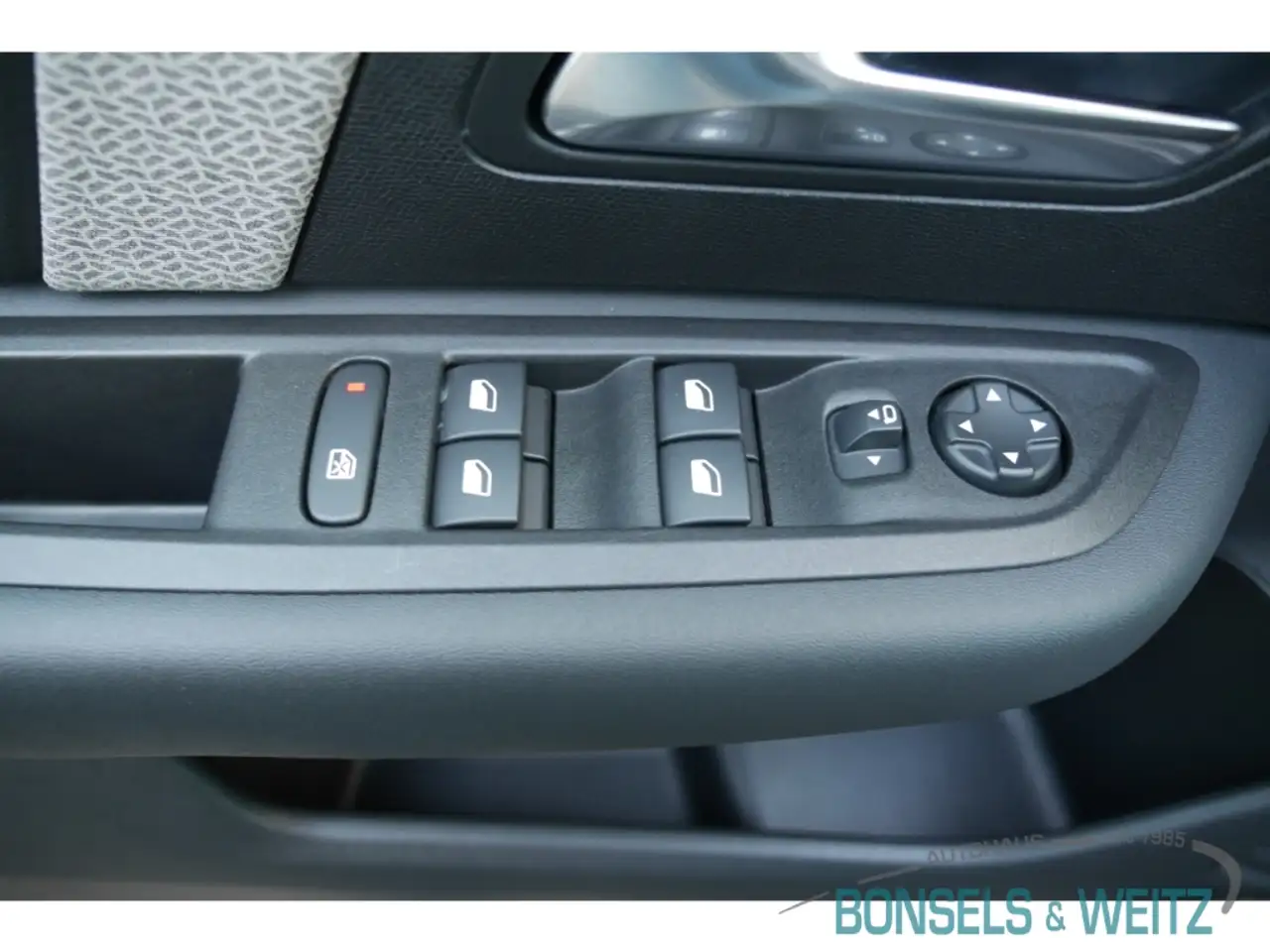 Citroen C4 PURETECH 130 S&S EAT8 MAX HUD Navi Digitales Cockp — Galería del vehículo 11