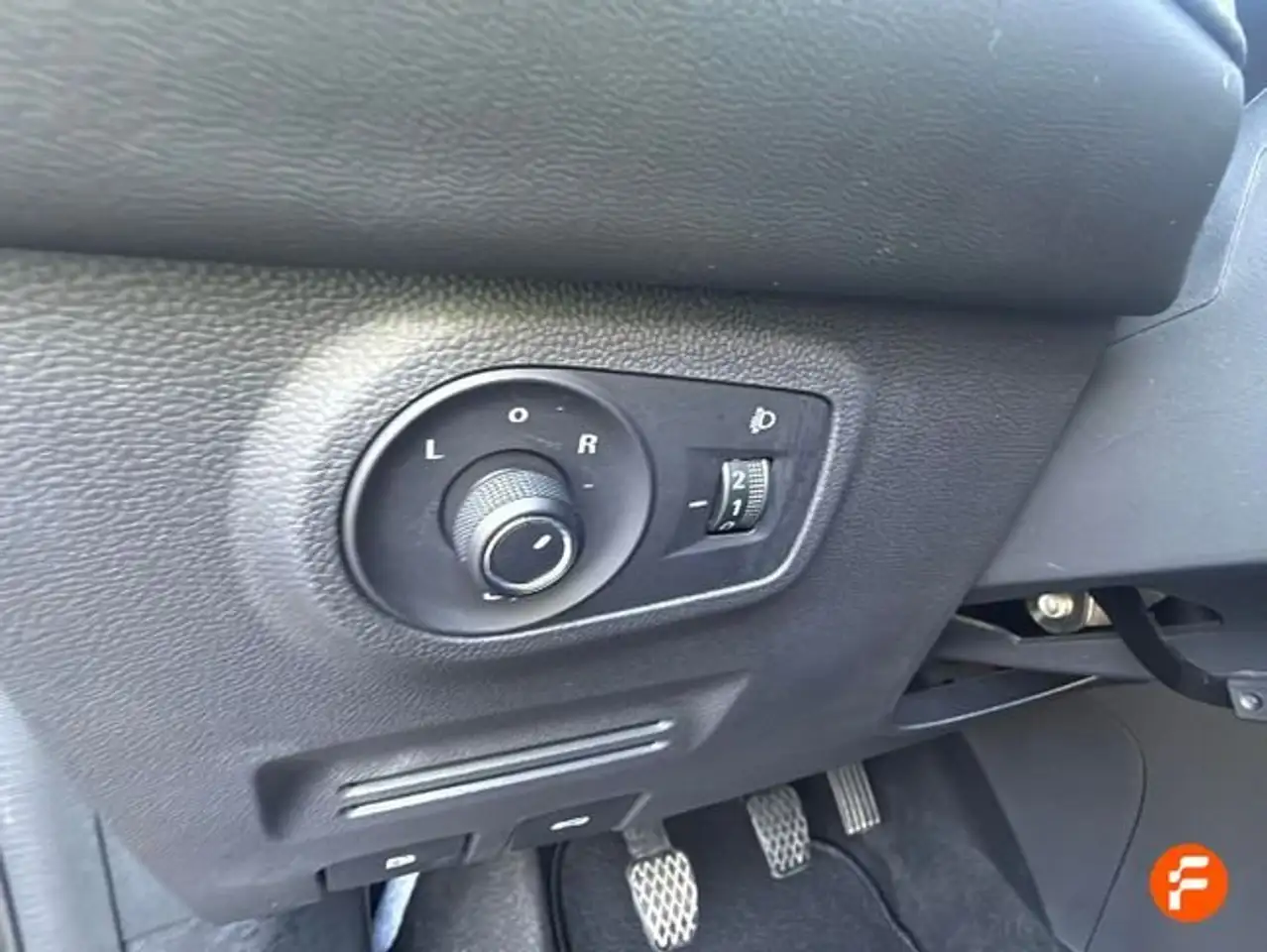 MG ZS 1.5 Luxury — Vehicle gallery 19