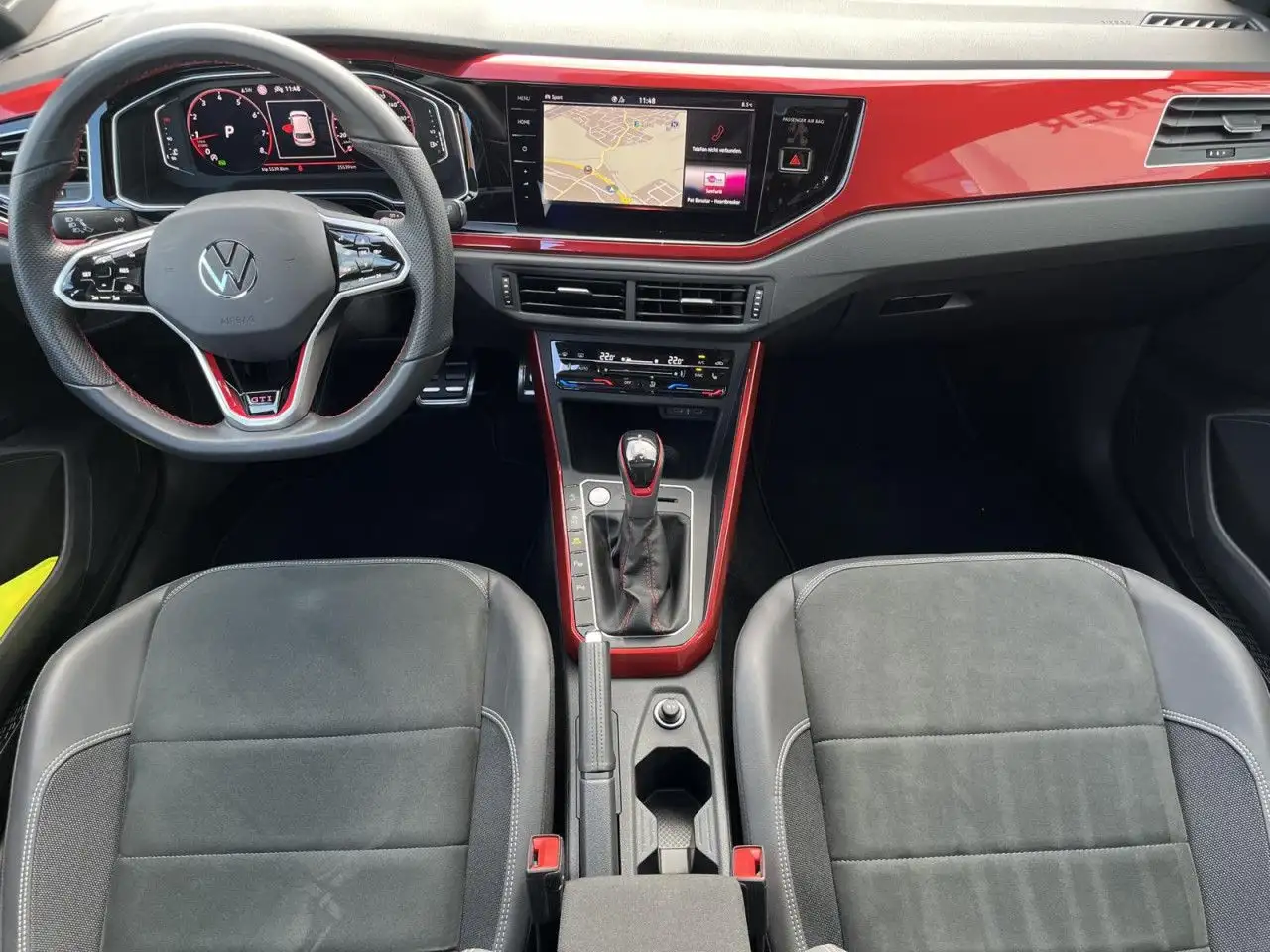 Volkswagen Polo GTI 2,0 TSI DSG LED Matrix Kamera Pano Beats — Galerie du véhicule 6