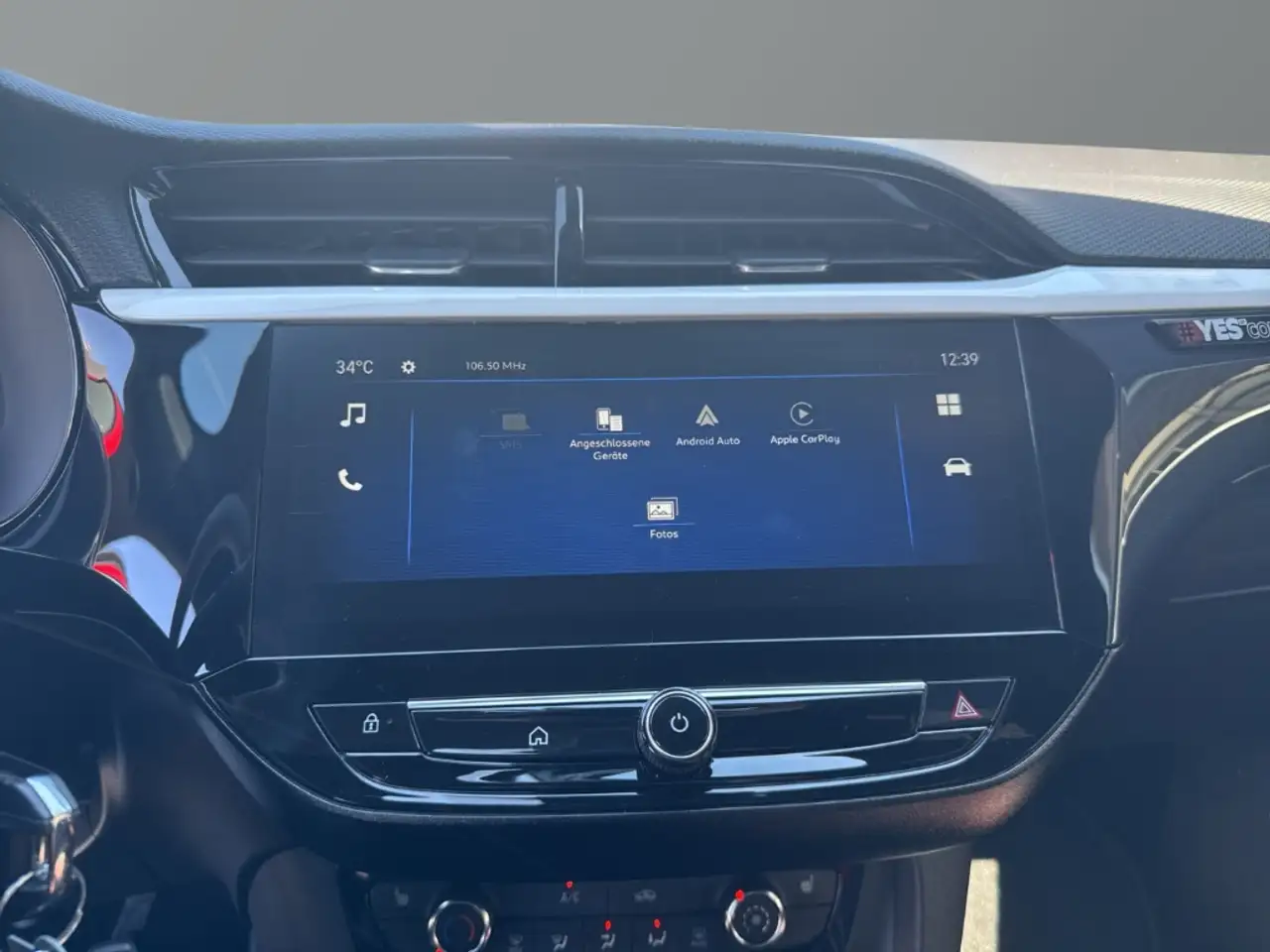 Opel Corsa F YES 1.2 100PS LenkradHZG SHZ Klima LED Privacyve — Galería del vehículo 17