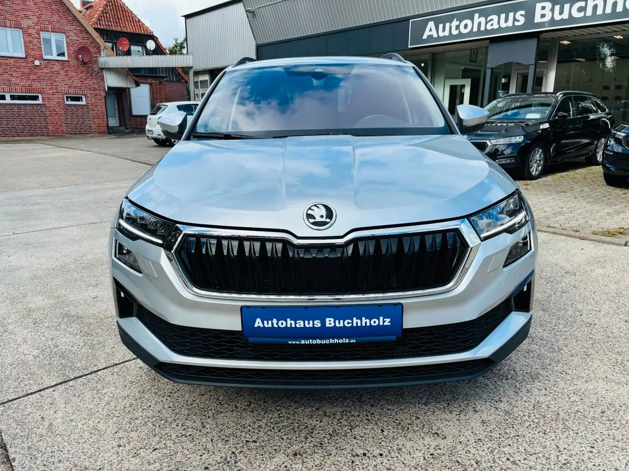 Skoda Karoq 1.5TSI DSG Selection*AHK*Navi*V-Cockpit — Galerie du véhicule 2