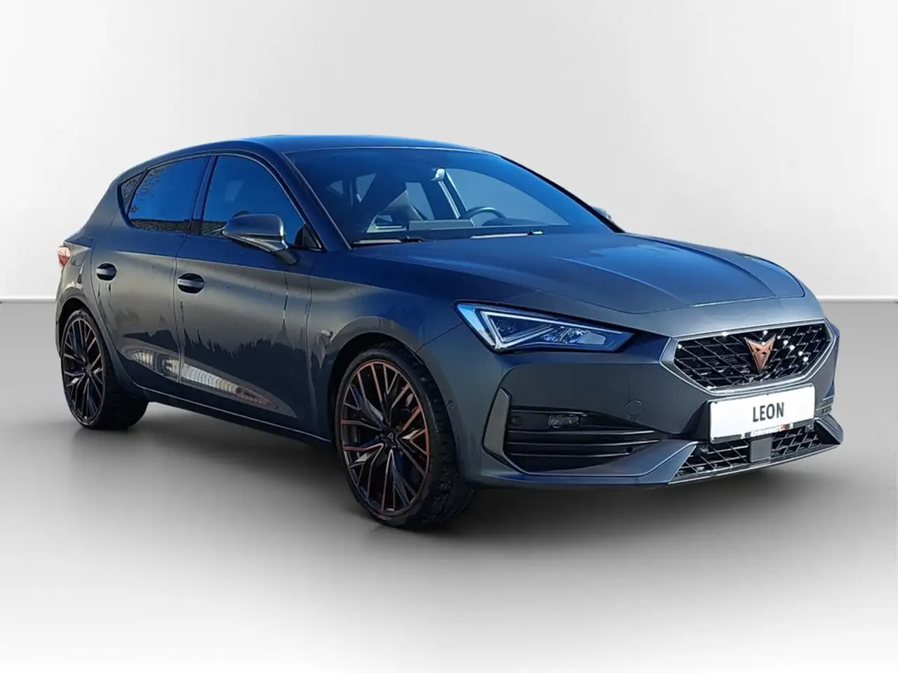 CUPRA Leon 2.0 TSI DSG VZ DCC MATT*LED*VIRTUAL*NAV*ACC*SHZ... — Galería del vehículo 5