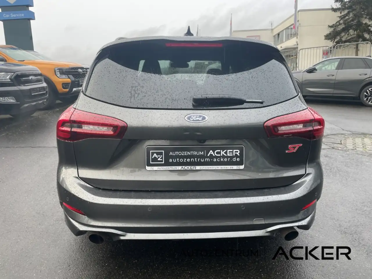 Ford Focus ST X Turnier 2.3 AT. Pano/aAHK/ACC -34%* — Vehicle gallery 8