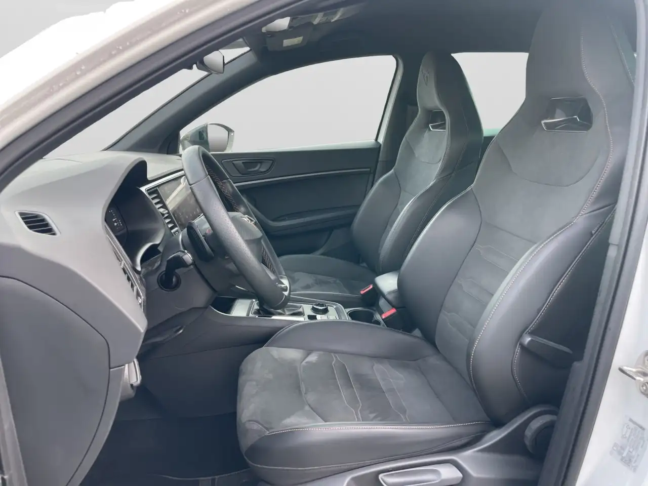 CUPRA Ateca VZ TSI DSG 4Drive 5JGar TopView eHeck SHZ — Galerie du véhicule 14