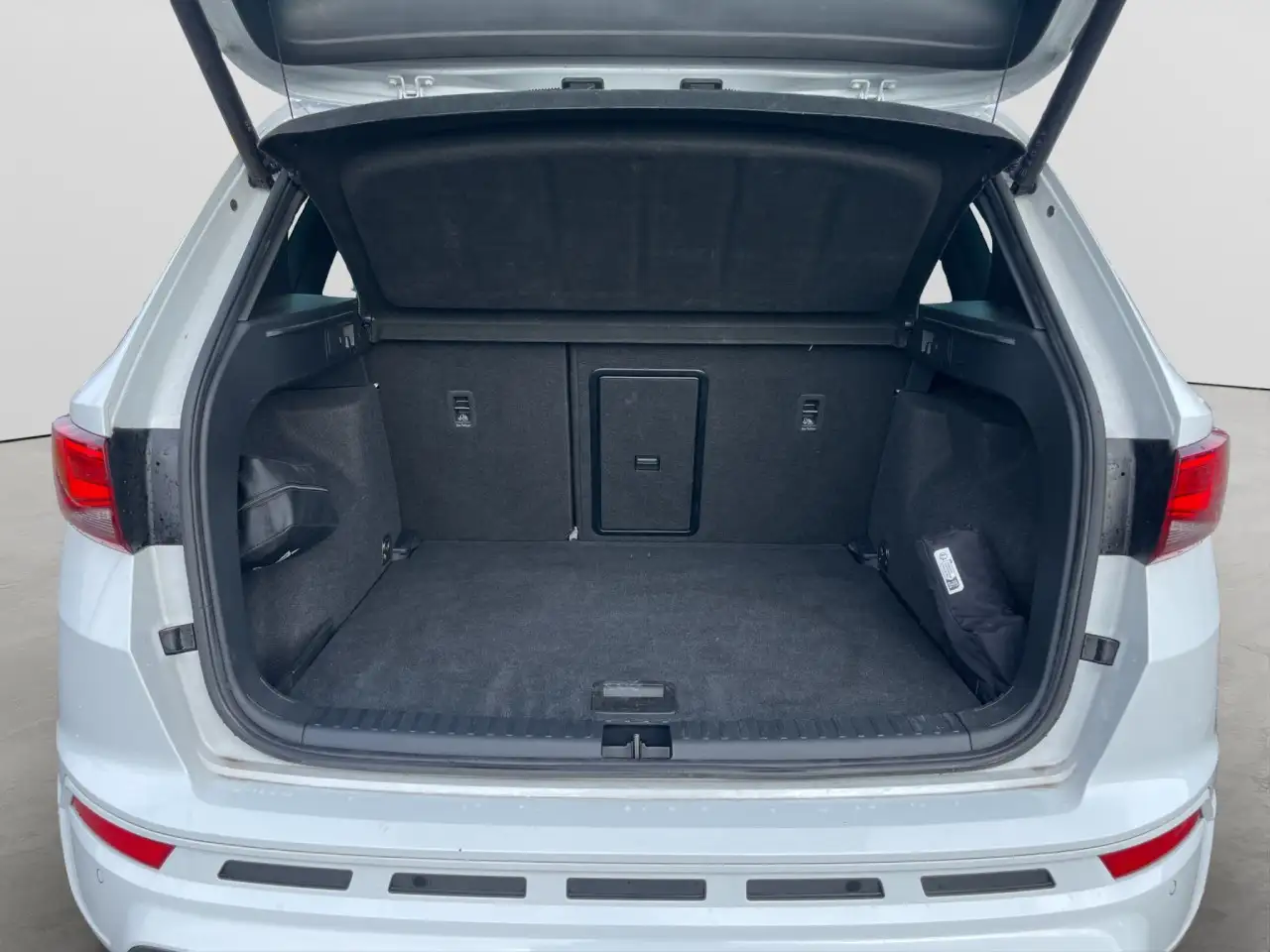 CUPRA Ateca VZ TSI DSG 4Drive 5JGar TopView eHeck SHZ — Galerie du véhicule 10