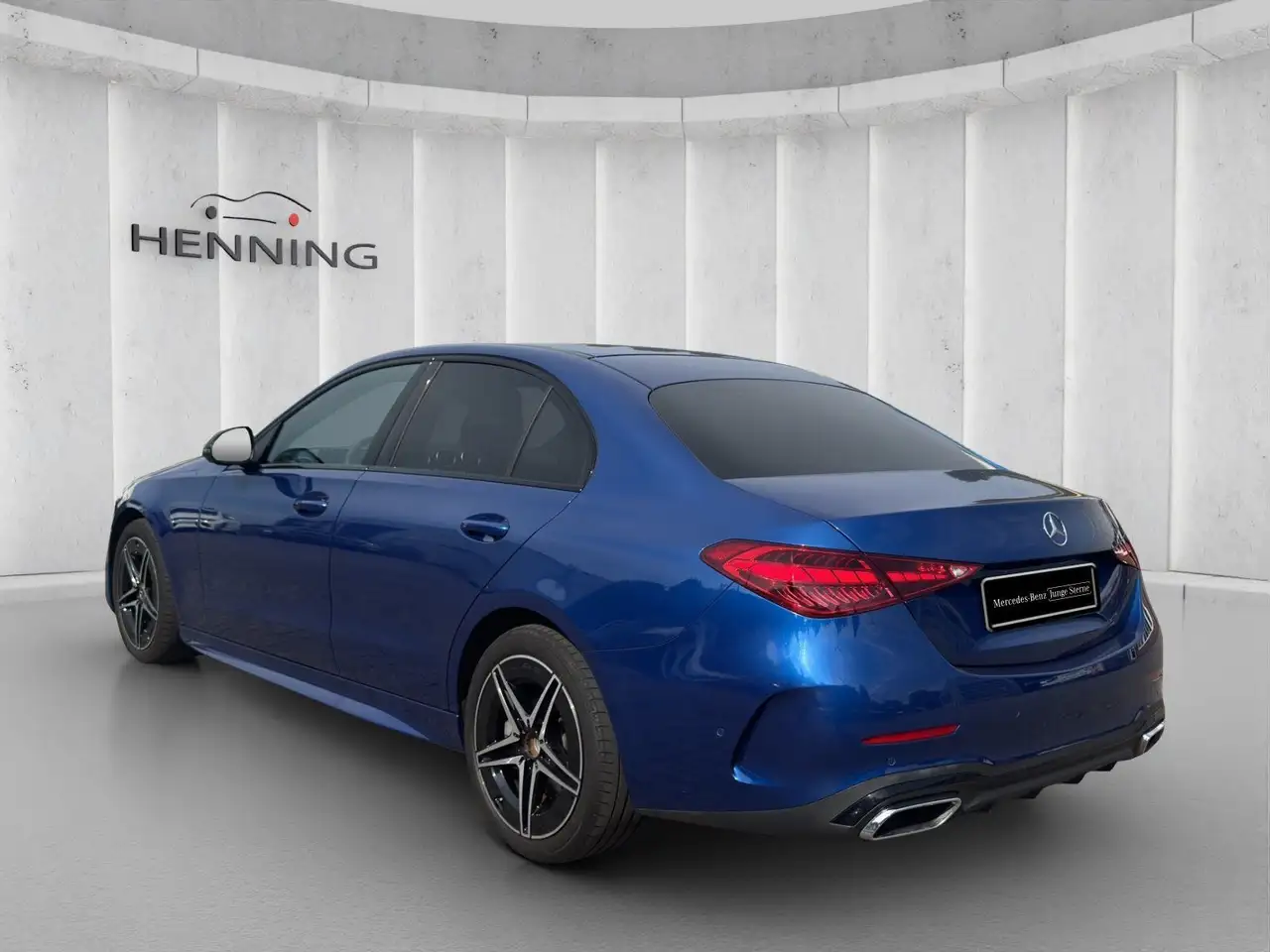 Mercedes-Benz C 300 AMG Night-Paket Burmester Kamera LED Totw. — معرض صور السيارة 3