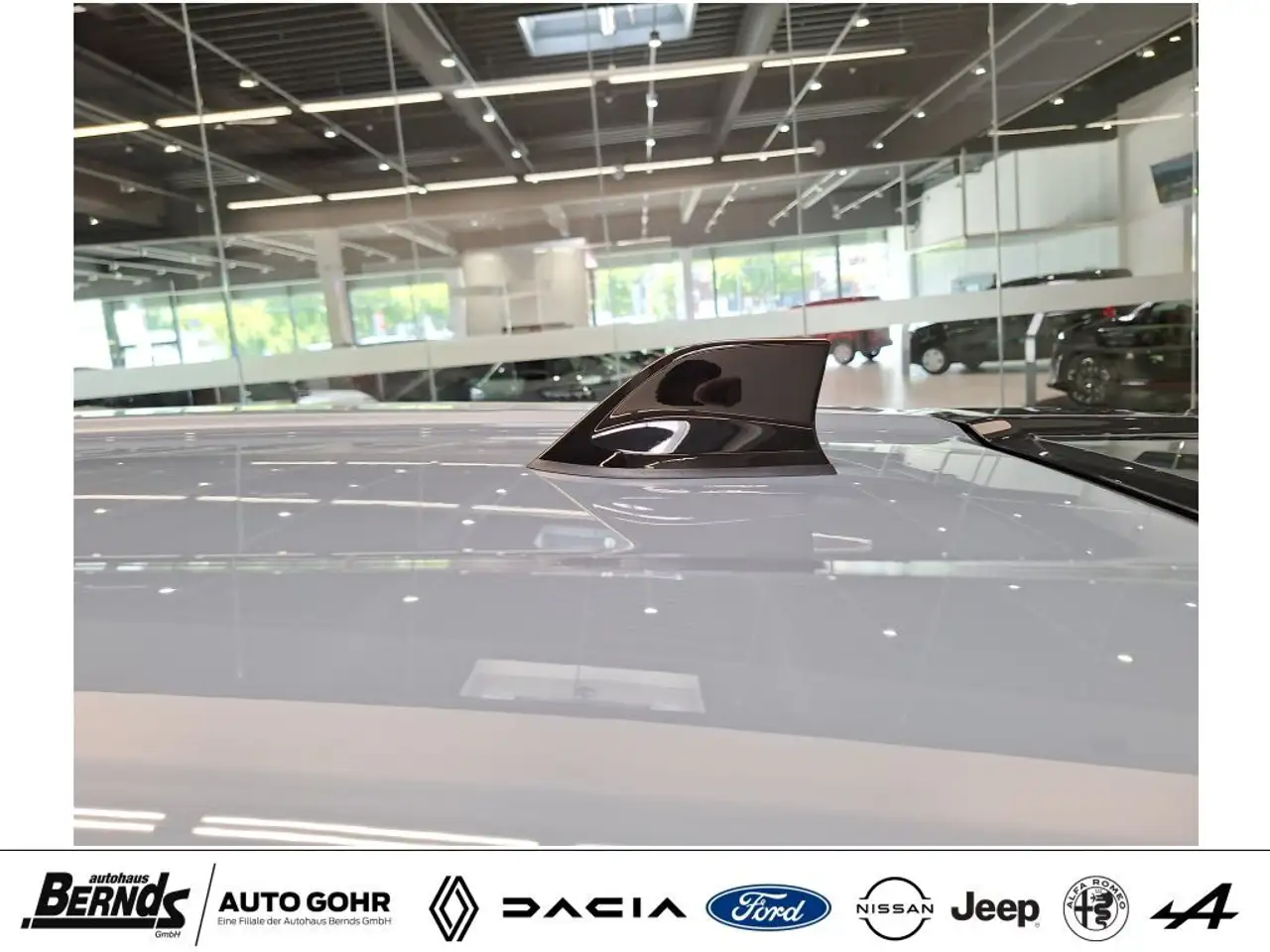 Nissan Juke 1.0 DIG-T Acenta Connect NAVI KomfortP. Voll-LED — Vehicle gallery 25