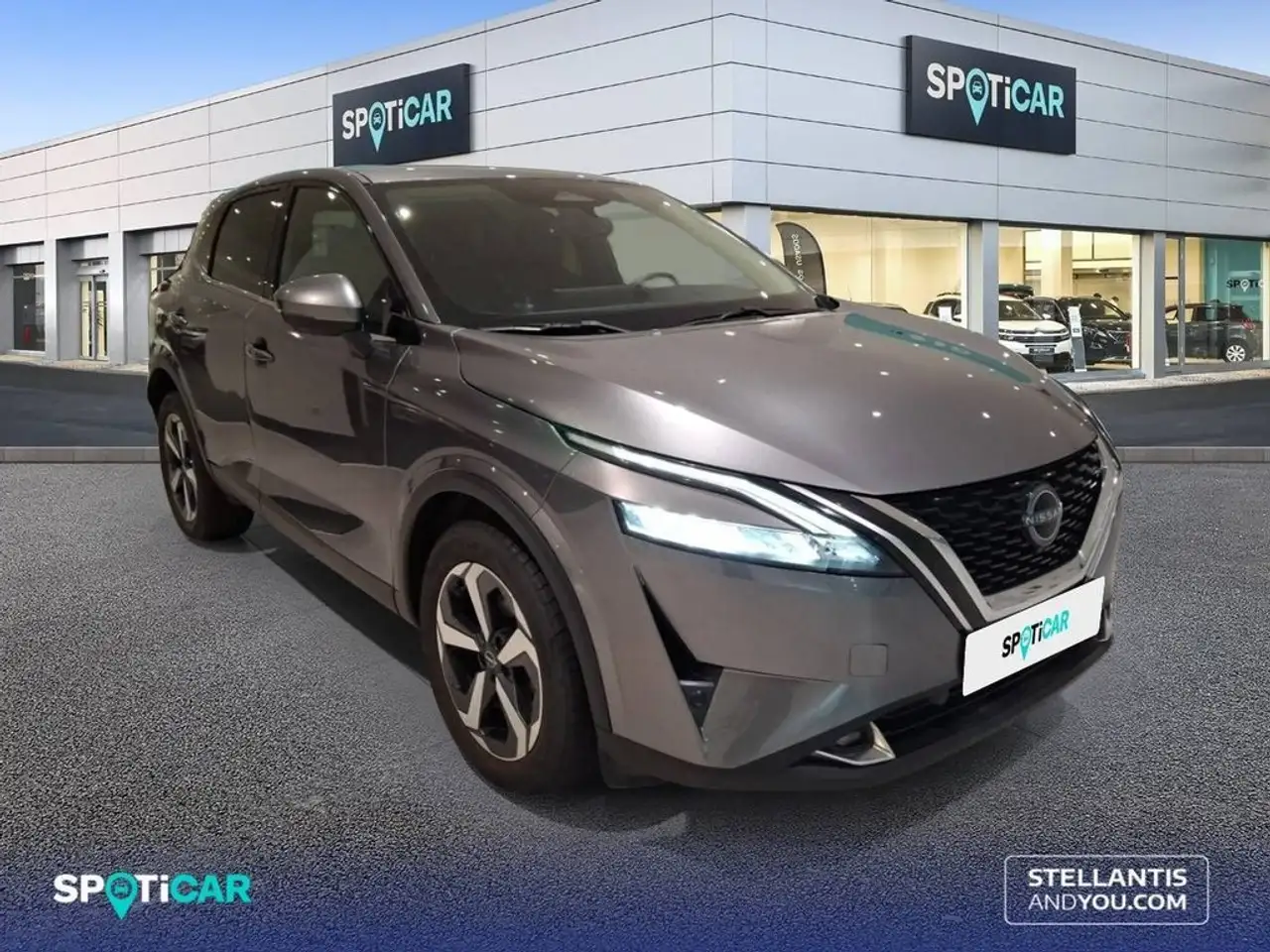 Nissan Qashqai DIG-T 103kW (140CV) mHEV 4x2 Tekna — Galería del vehículo 3