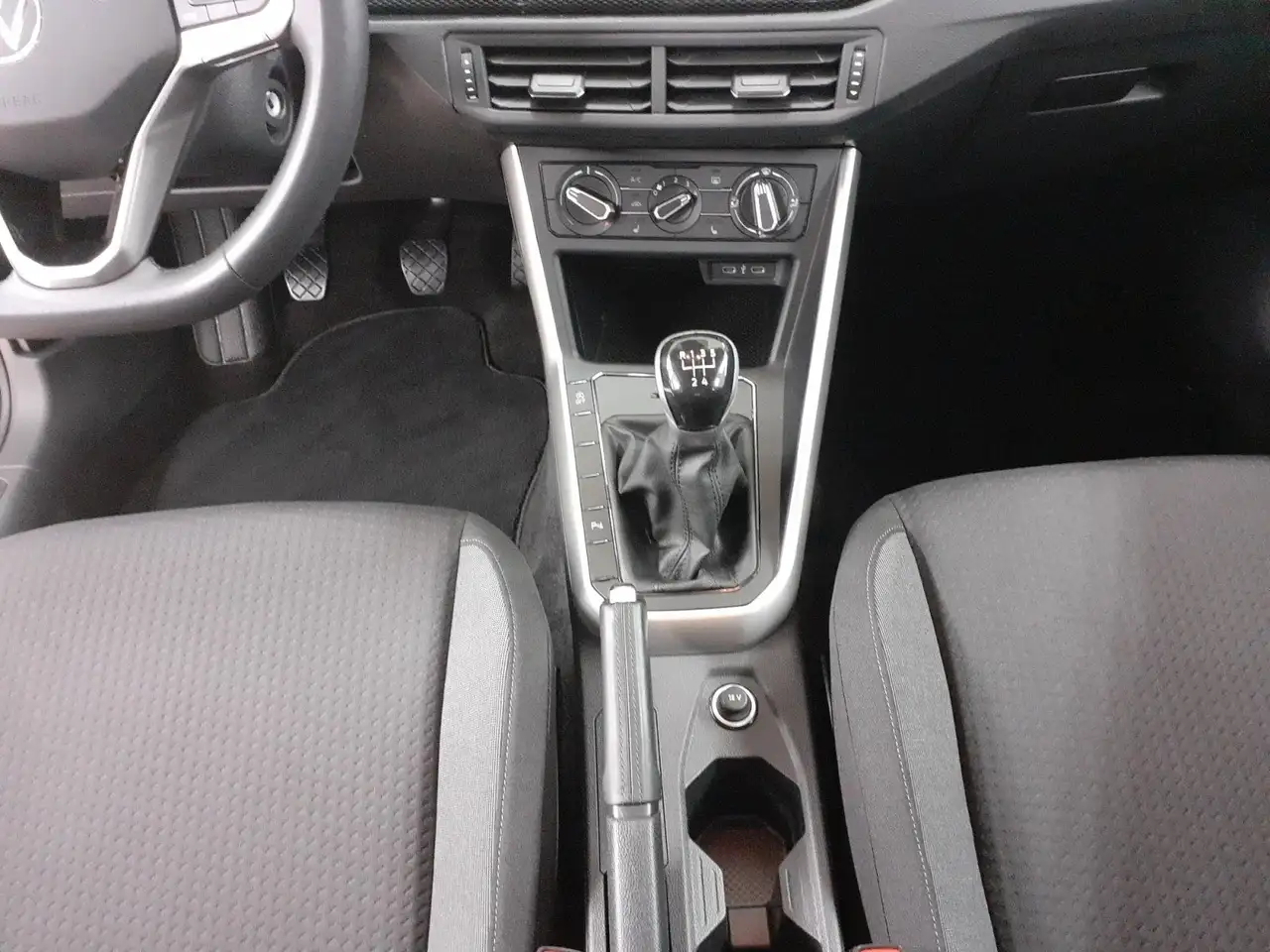 Volkswagen Polo 1.0TSI Life *LED*PDC*Sitzh*Bluetooth* — معرض صور السيارة 11