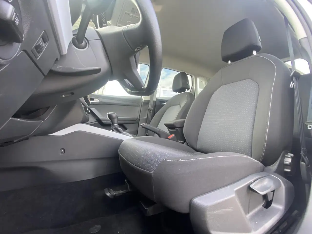 SEAT Arona 1.0 TSI DSG STYLE 17"+VIRTUAL-COCKPIT+NAVI — Galerie du véhicule 9