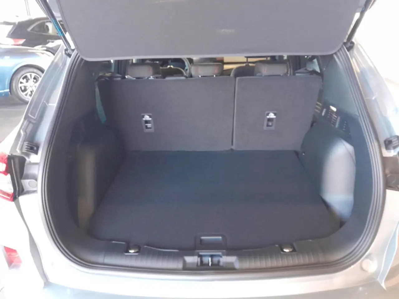 Ford Kuga ST-Line 1.5 EcoBoost +LED+NAVI+PDC+RFK+HUD+DAB+M& — معرض صور السيارة 7