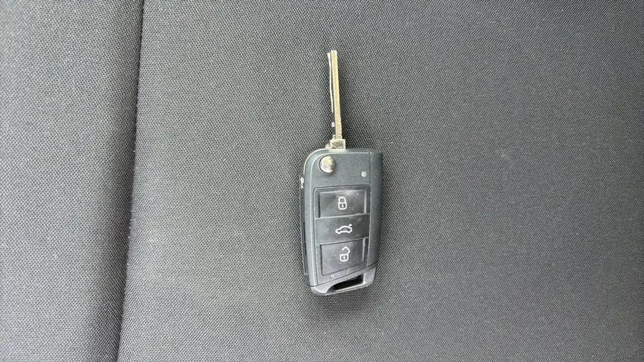 Skoda Scala 1.0 TSI Essence 85kW — Vehicle gallery 17