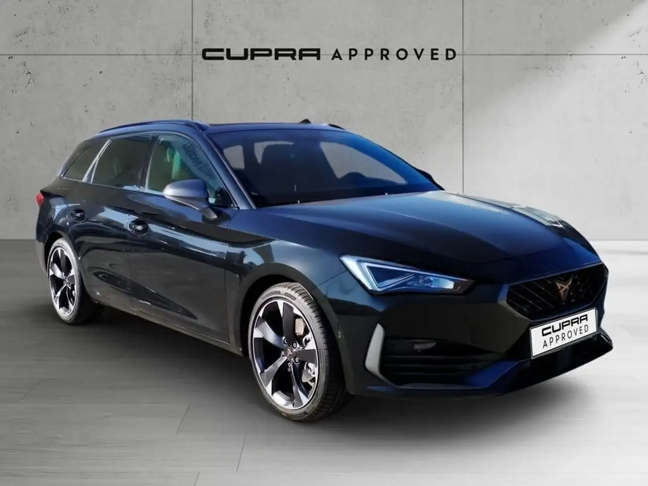 CUPRA Leon Sportstourer 1.5 ETSI DSG 110KW — Barcelona, Barcelona