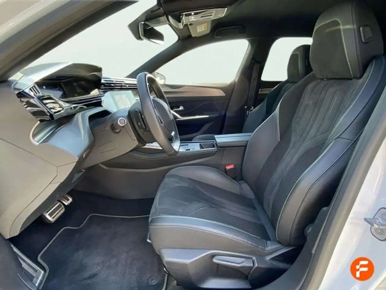 Peugeot 408 GT HYBRID 145 eDCS6 — Galería del vehículo 14