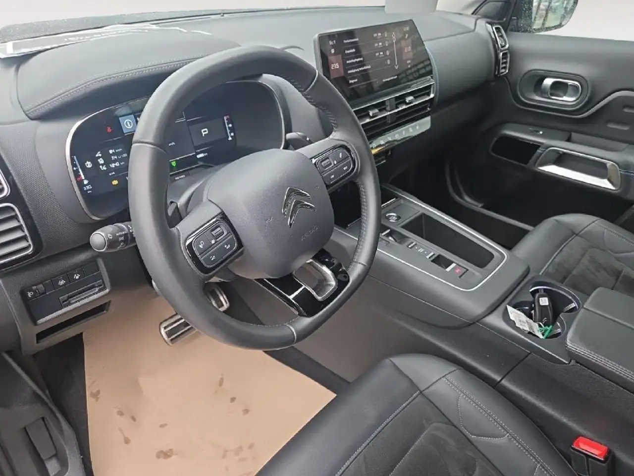 Citroen C5 Aircross ë-Series — Galería del vehículo 10