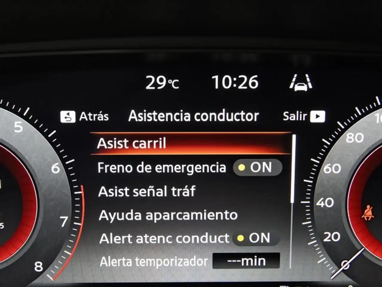 Nissan Juke DIG-T 84 kW (114 CV) 6M/T N-Connecta — Galería del vehículo 28