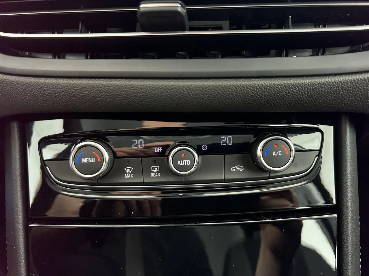 Opel Grandland Enjoy 1.2 PDCh*KLIMA*AGR*uvm — Galerie du véhicule 12