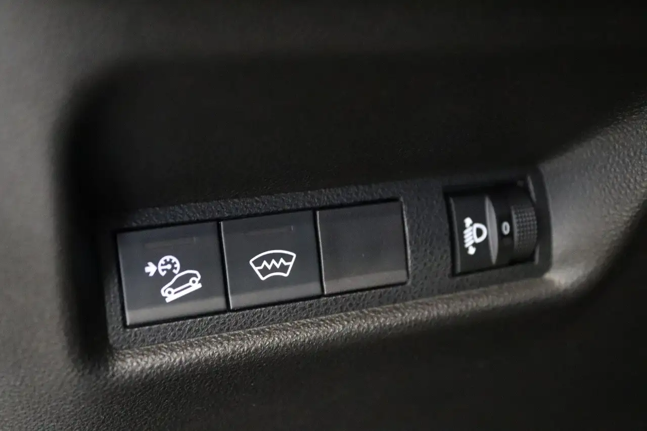 Jeep Avenger Altitude*LED*NAV*RFK*SHZ*JBL*PDC*CarPlay — Galerie du véhicule 30