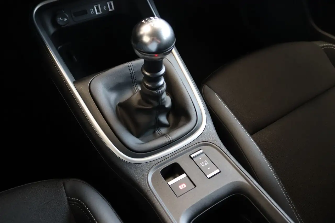 Jeep Avenger Altitude*LED*NAV*RFK*SHZ*JBL*PDC*CarPlay — Galerie du véhicule 22