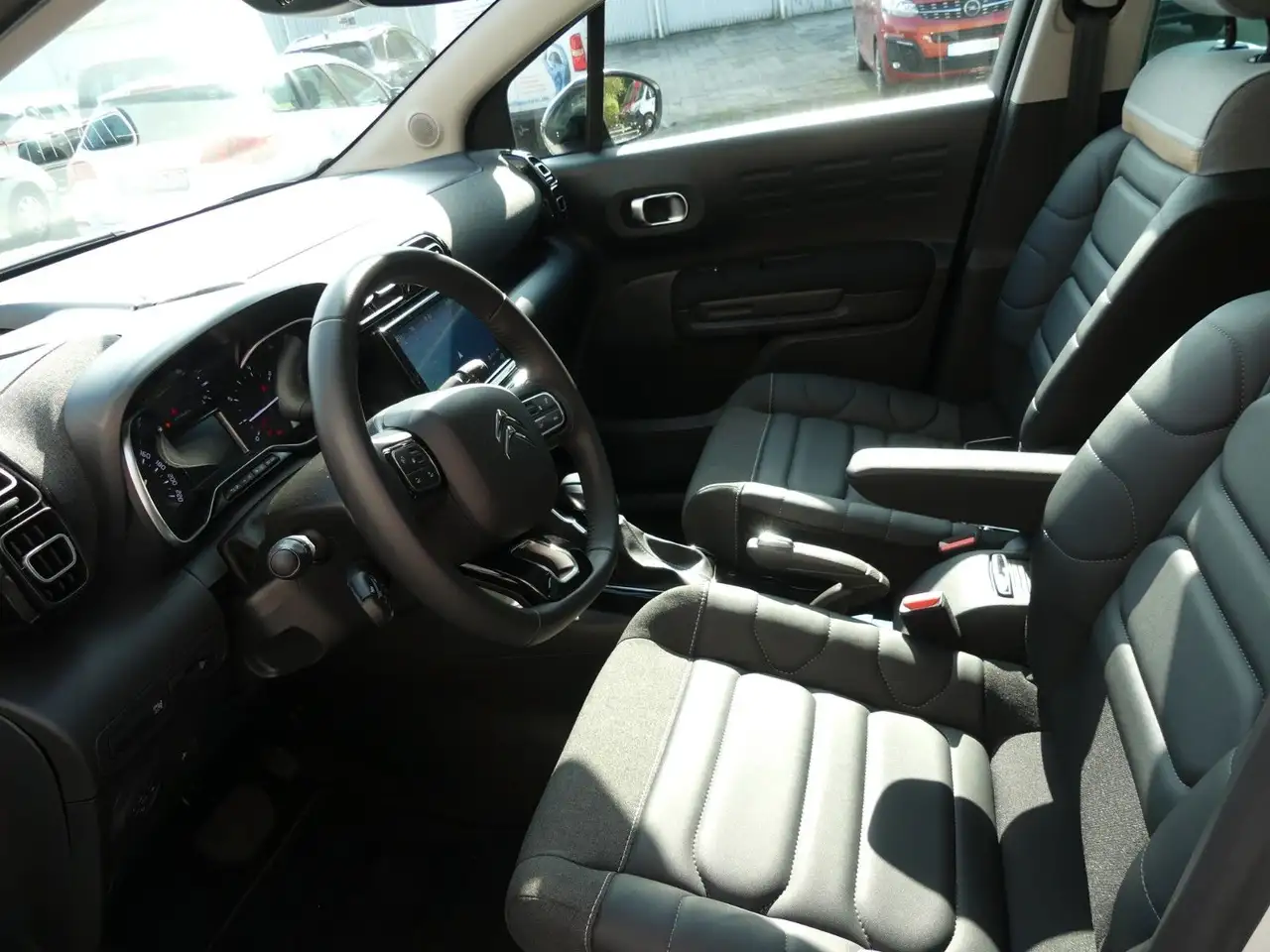 Citroen C3 Aircross PureTech 130 S&S EAT6 Max — معرض صور السيارة 13