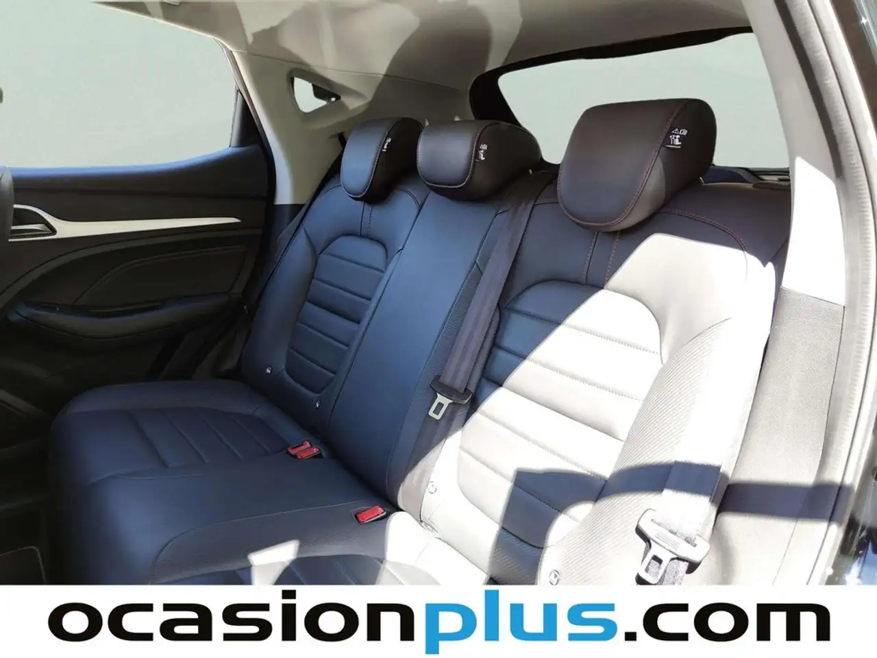 MG ZS 1.0 T-GDI Luxury 82kW — Galería del vehículo 10