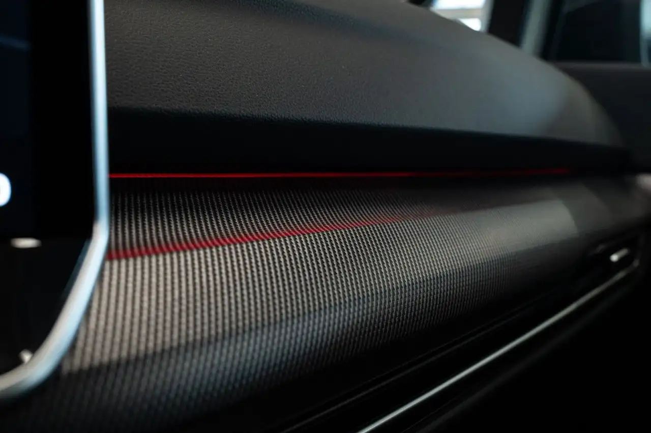 Volkswagen Golf 8 GTI |BLACK STYLE|MATRIX|H&K|NAVI|PANO — معرض صور السيارة 29