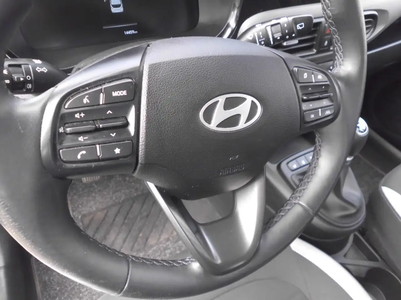 Hyundai i10 Trend 1.0ltr. 62kw Klima-RFK-AF-Navi — Vehicle gallery 12