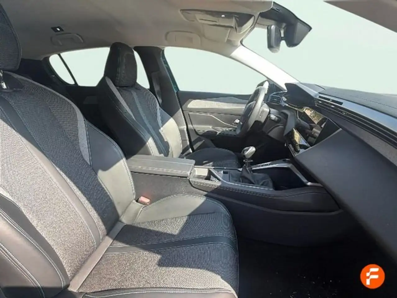 Peugeot 308 1.2 PureTech S&S Allure 130 — معرض صور السيارة 12