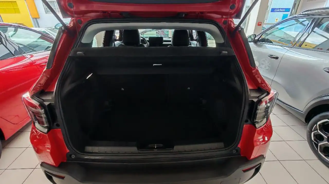 Jeep Avenger 1.2 G 74KW ALTITUDE 5P — Galería del vehículo 13
