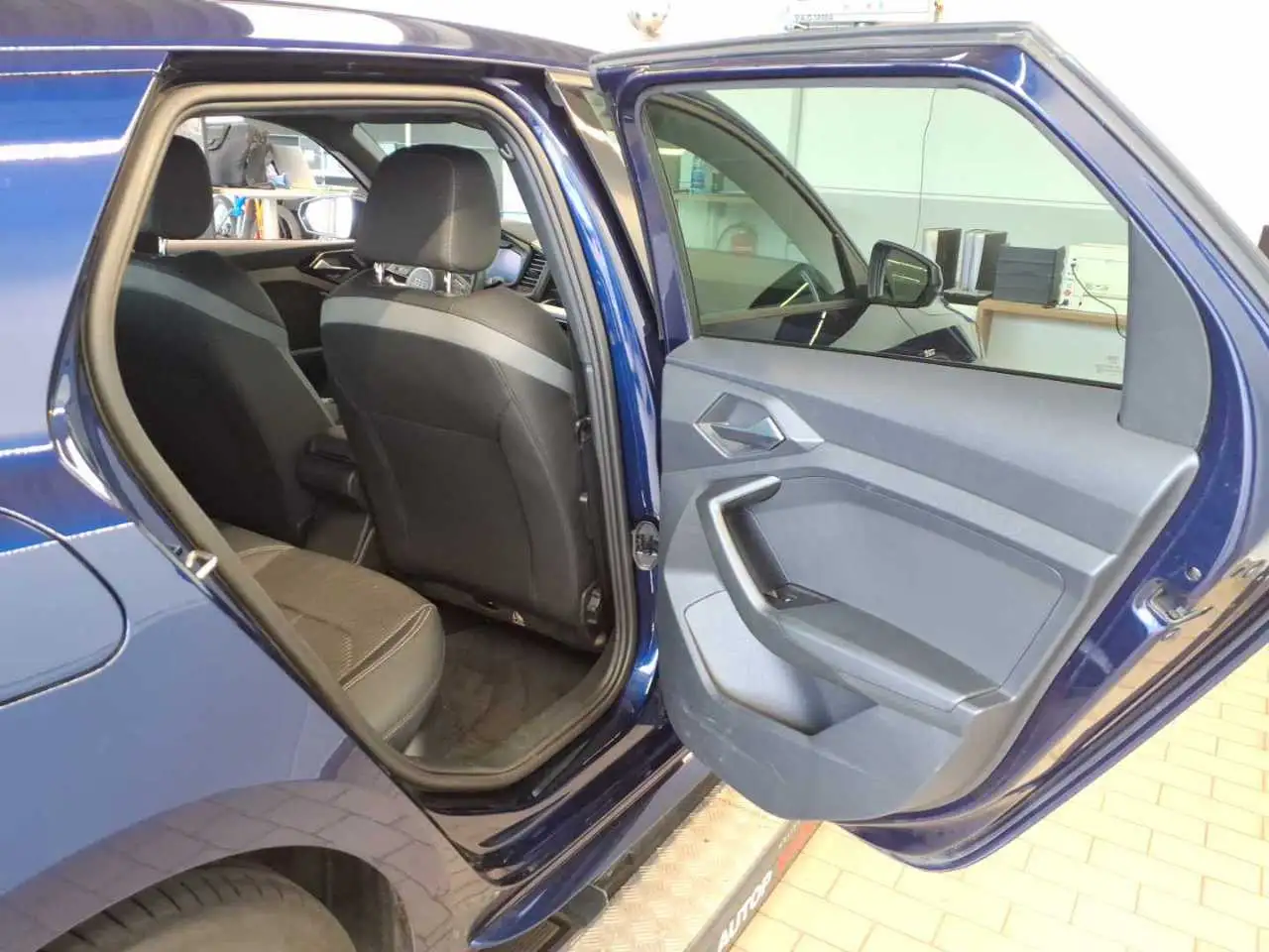 Audi A1 S line 30 TFSI +LED+OPTIK+KAMERA+ — معرض صور السيارة 8