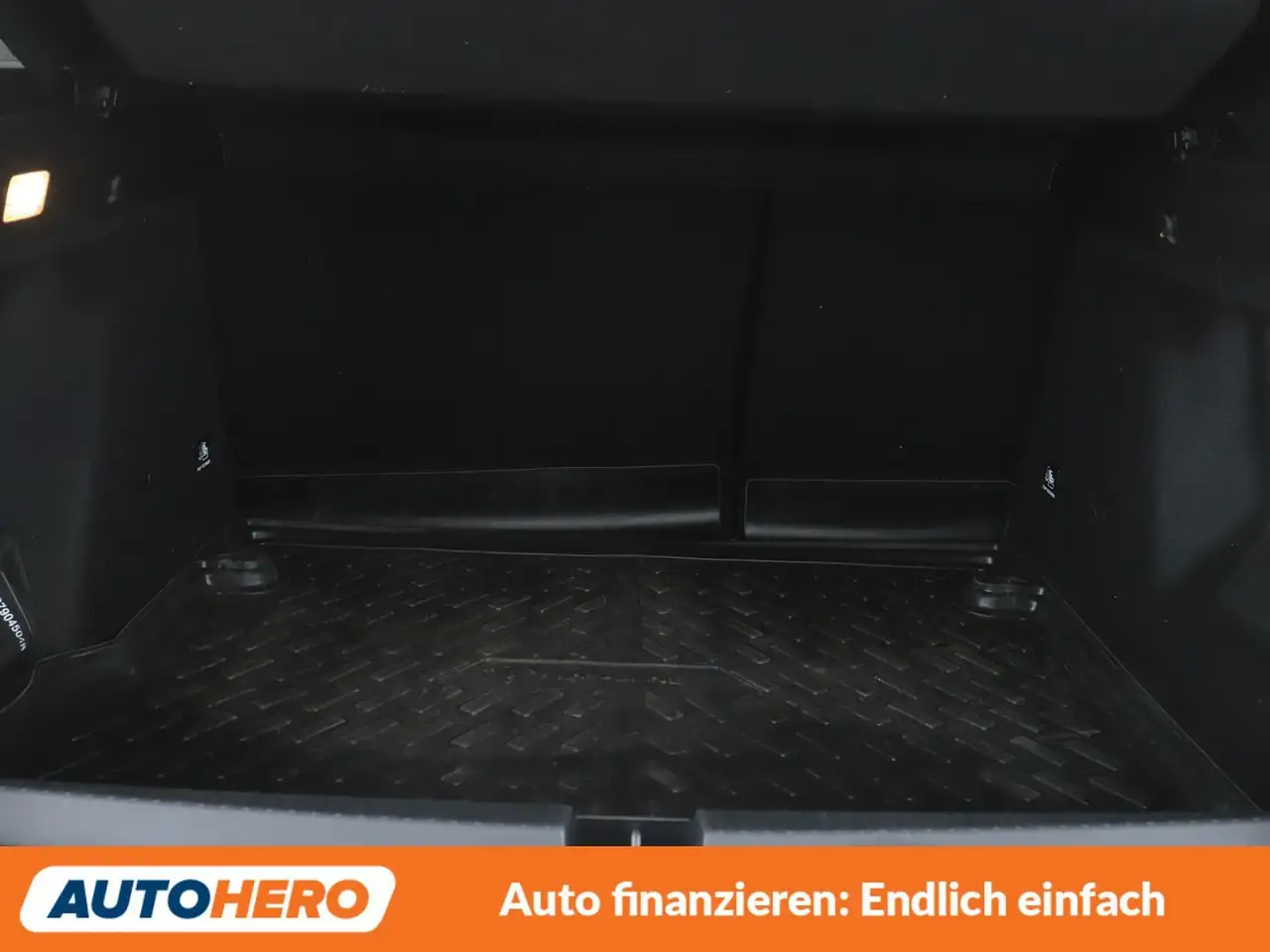 Dacia Duster 1.3 TCe Journey Aut.*NAVI*CAM*TEMPO* — Galerie du véhicule 18