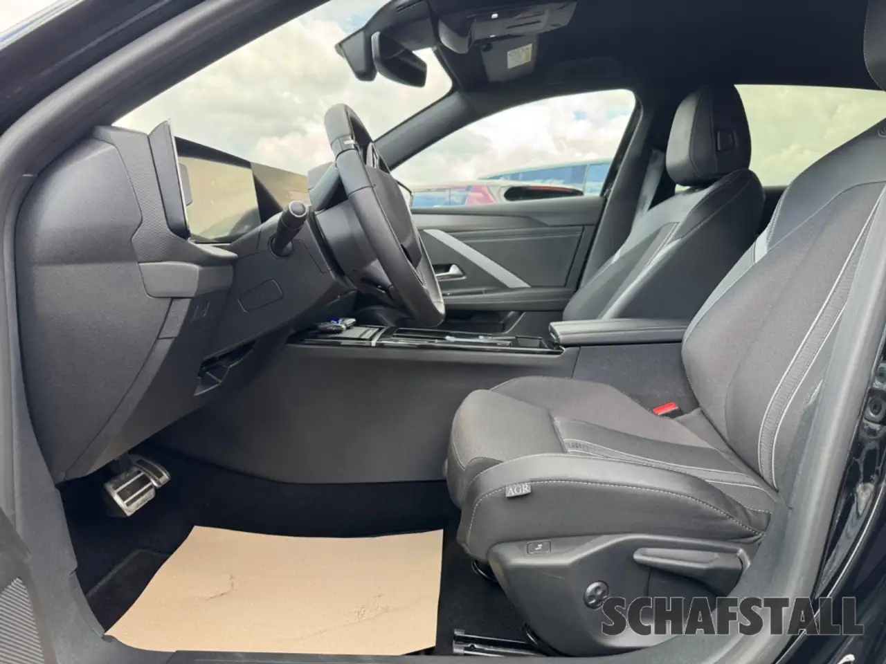 Opel Astra L 1.2 Turbo GS PANORMAKAMERA ALLWETTER SITZHEIZUNG — Galerie du véhicule 10