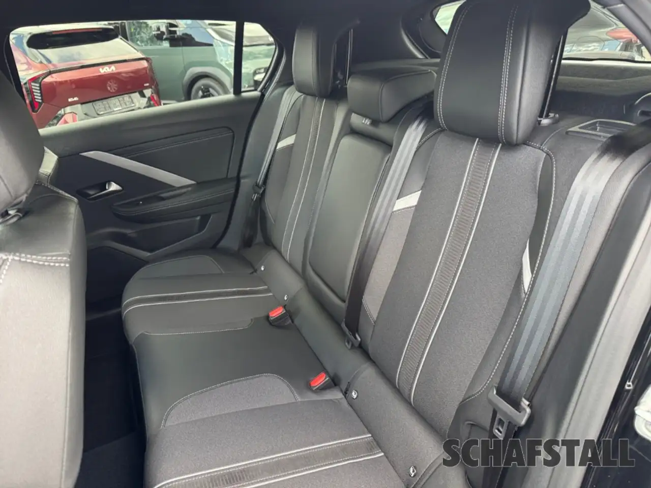 Opel Astra L 1.2 Turbo GS PANORMAKAMERA ALLWETTER SITZHEIZUNG — Galerie du véhicule 15