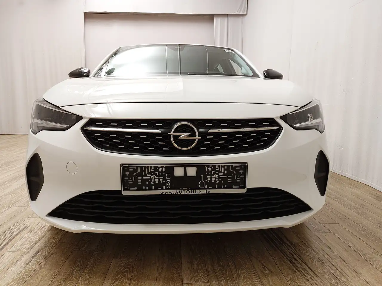 Opel Corsa-e Elegance T-Leder LED — Vehicle gallery 9