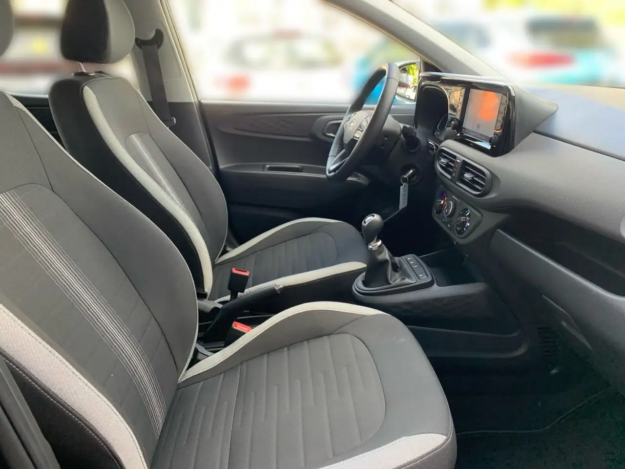 Hyundai i10 1.2 Trend Navi — Galería del vehículo 27