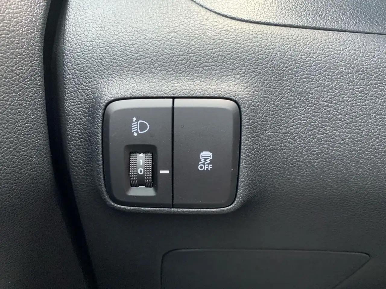 Hyundai i10 1.2 Trend Navi — Galería del vehículo 11