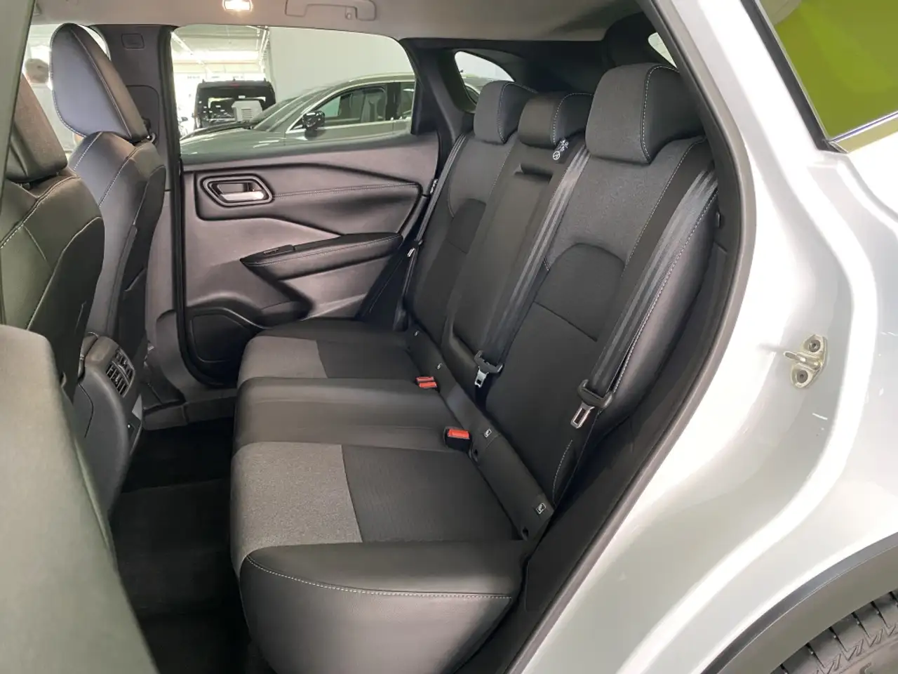 Nissan Qashqai E-POWER N-Connecta 4x2 140kW — Vehicle gallery 31