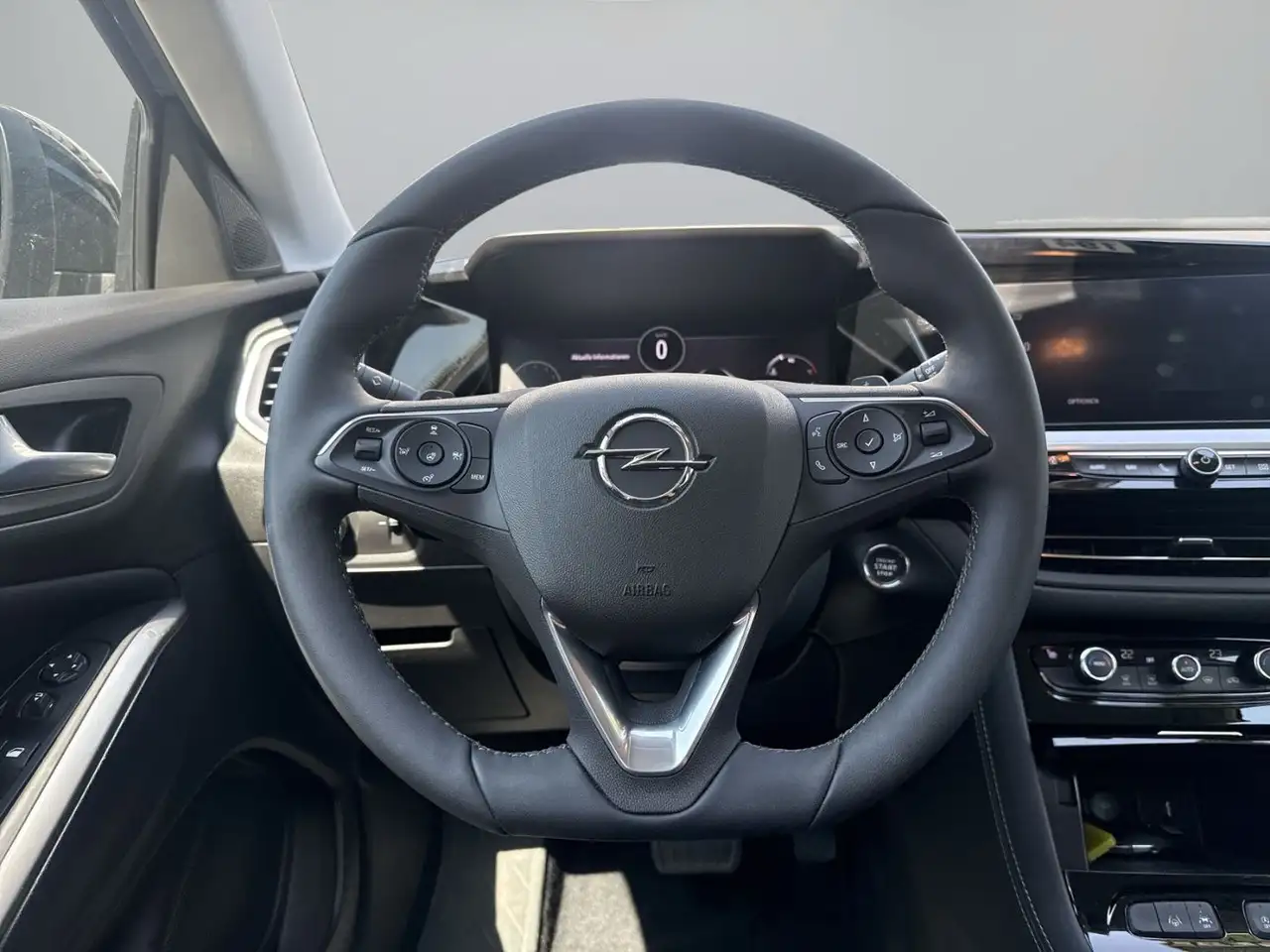 Opel Grandland 1.2 Turbo ULTIMATE ACC+AHK+Alcantara — معرض صور السيارة 15