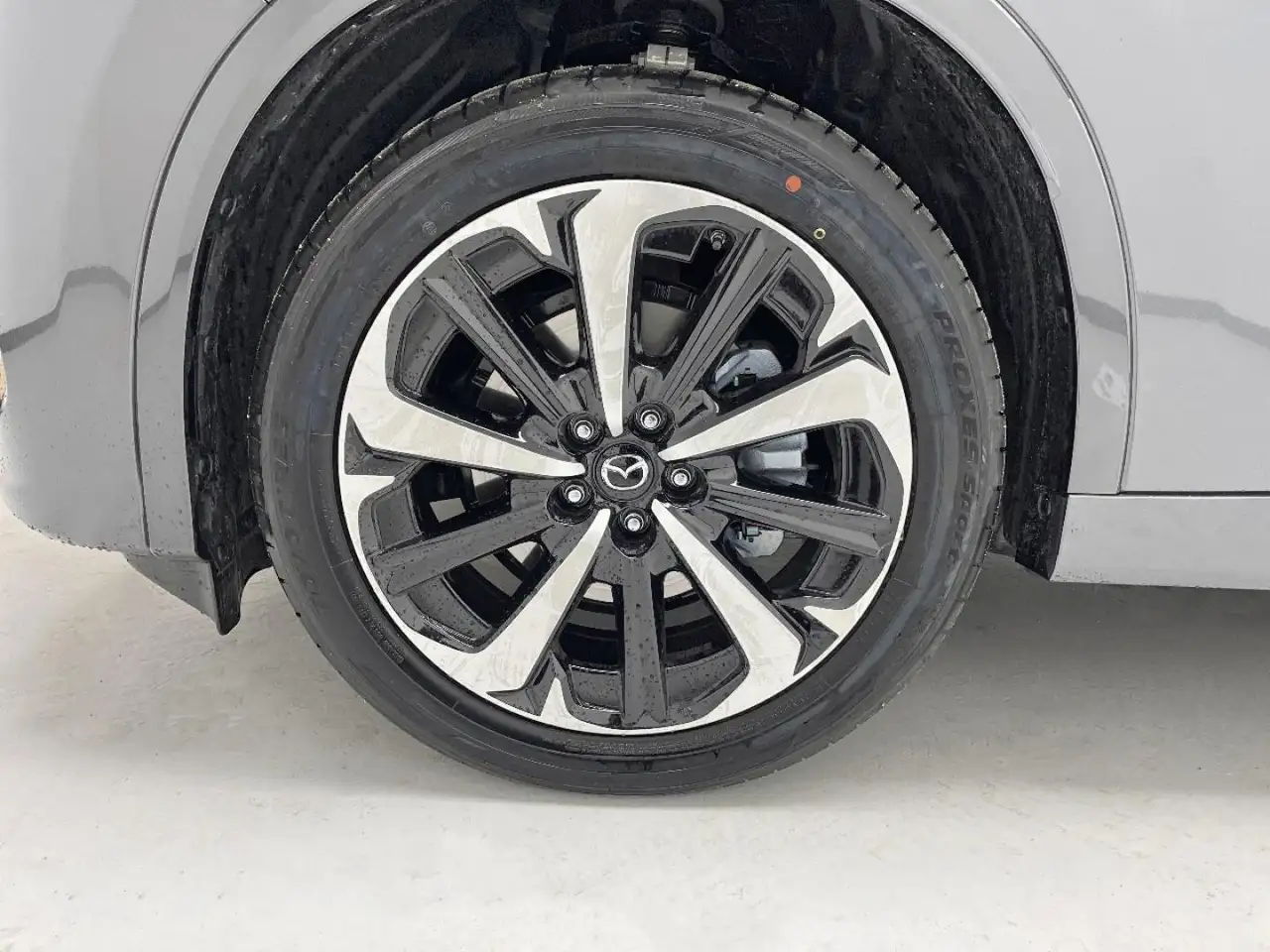 Mazda CX-60 e-Skyactiv D MHEV 147kw 8AT Takumi Com-P — معرض صور السيارة 15